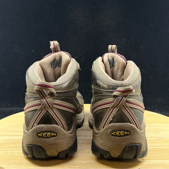 KEEN Dry Waterproof Boots Wmns Size 9.5 Brown Leather Hiking Outdoor - Picture 9 of 10